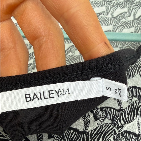 Bailey 44 Zebra Patterned Black and White Blouse - Picture 2 of 6